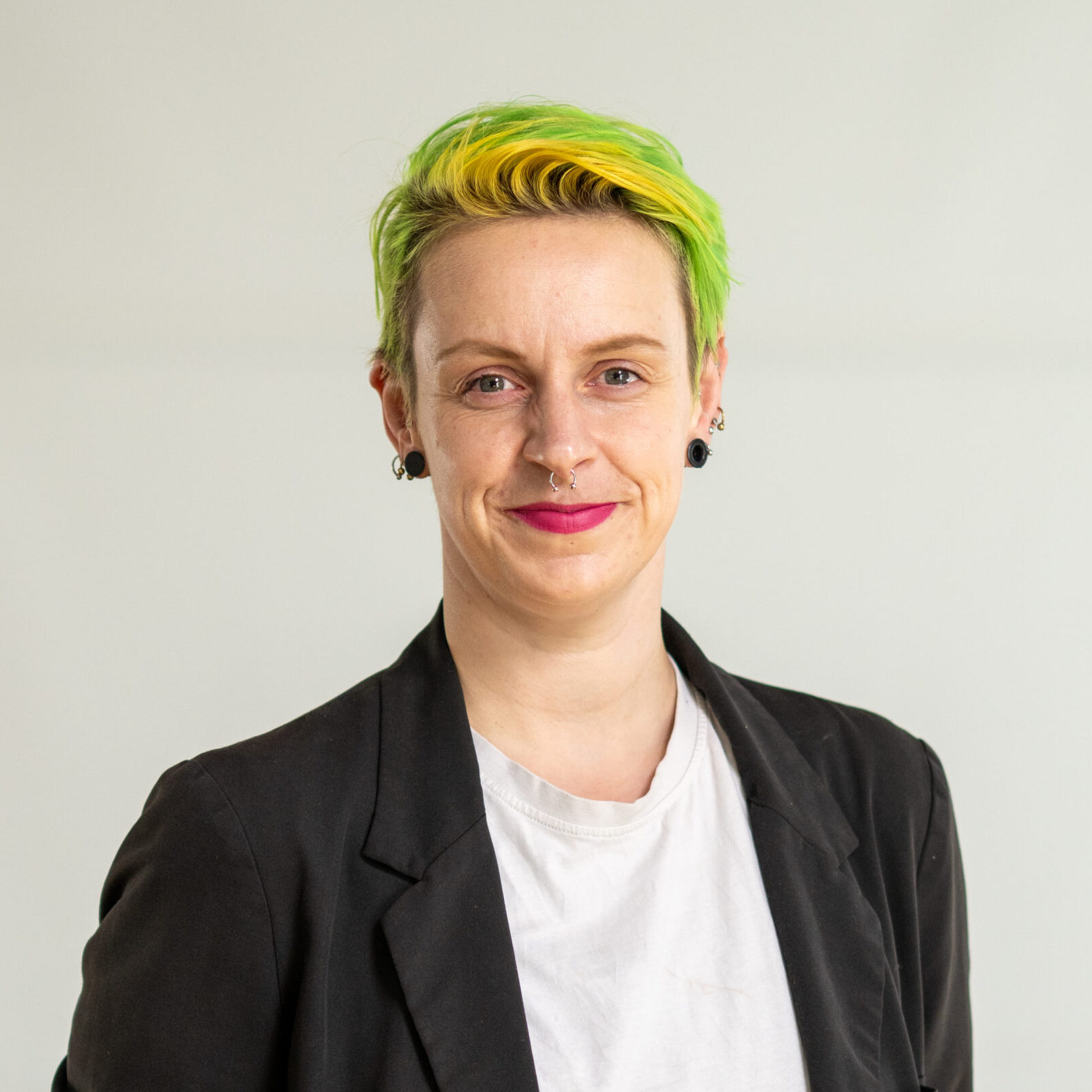 Meet CJ De Barra